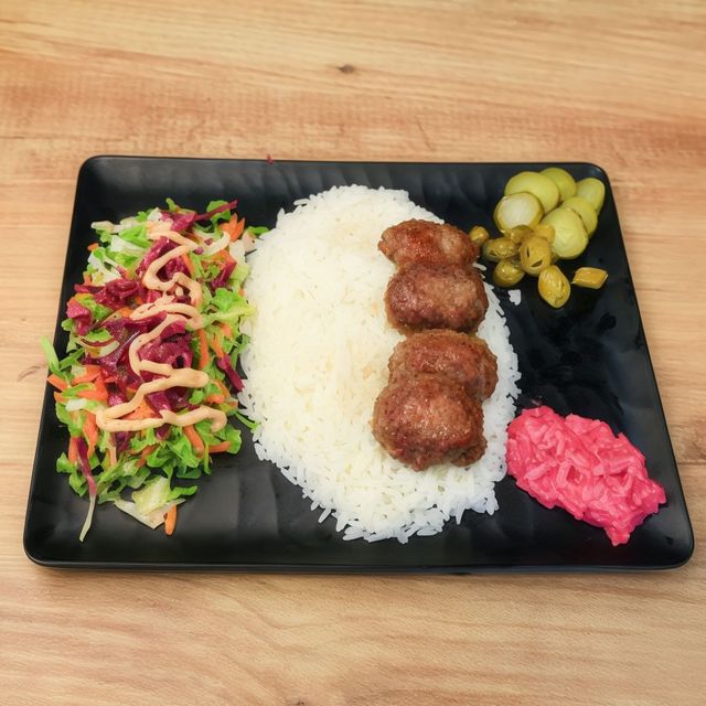 Köfte ve pilav